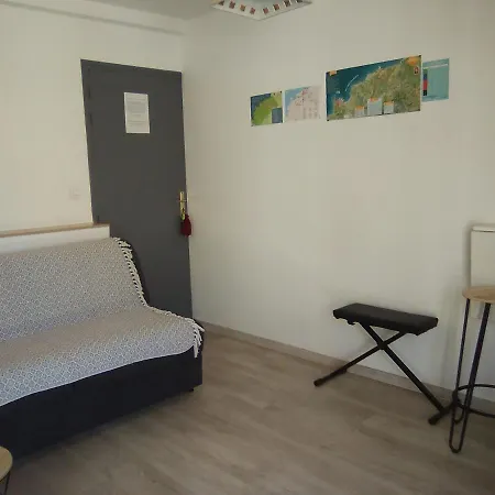 Du Commandant Marché * Calvi (Corsica)