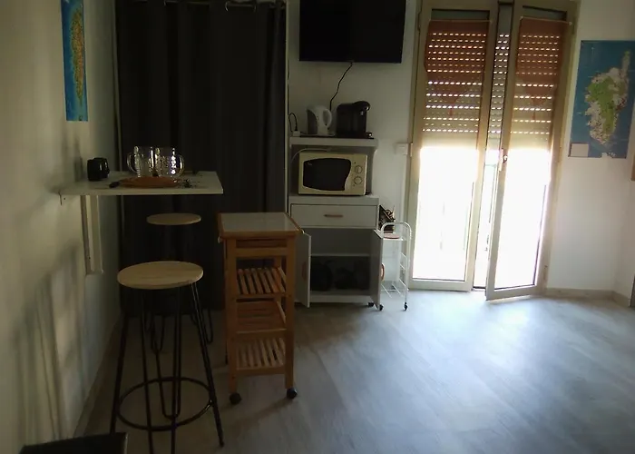 Du Commandant Marché Appartamento