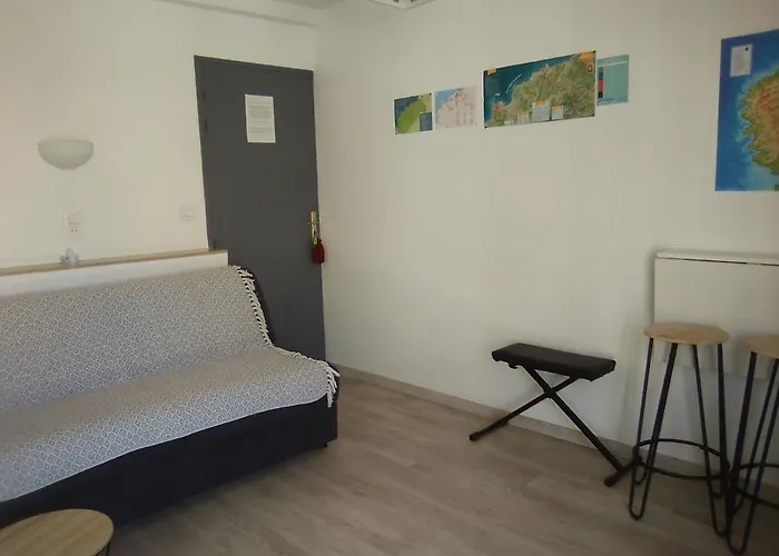 Du Commandant Marché * Calvi (Corsica)