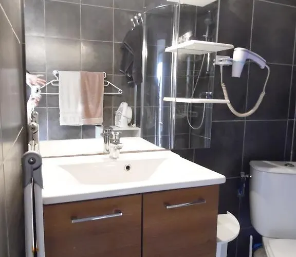 Du Commandant Marché