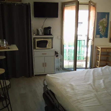 Du Commandant Marche Apartment