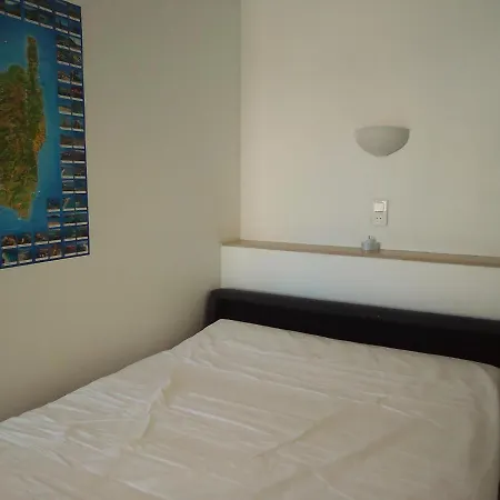 Du Commandant Marche Apartment