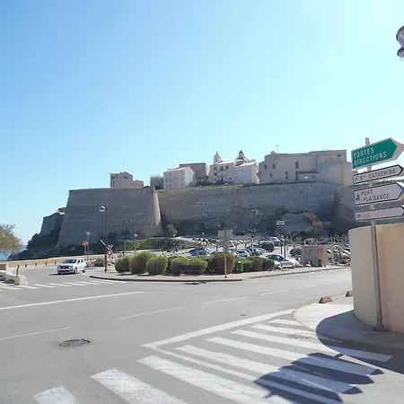 Apartment Du Commandant Marche *